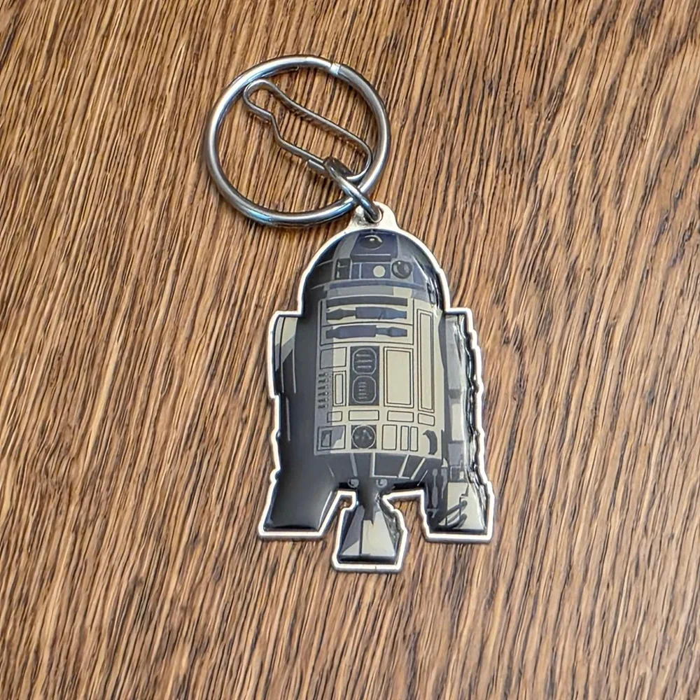 Star Wars R2-D2 Enamel Metal Keychain Plasticolor‎ Lucasfilm Silver Blue 2.25